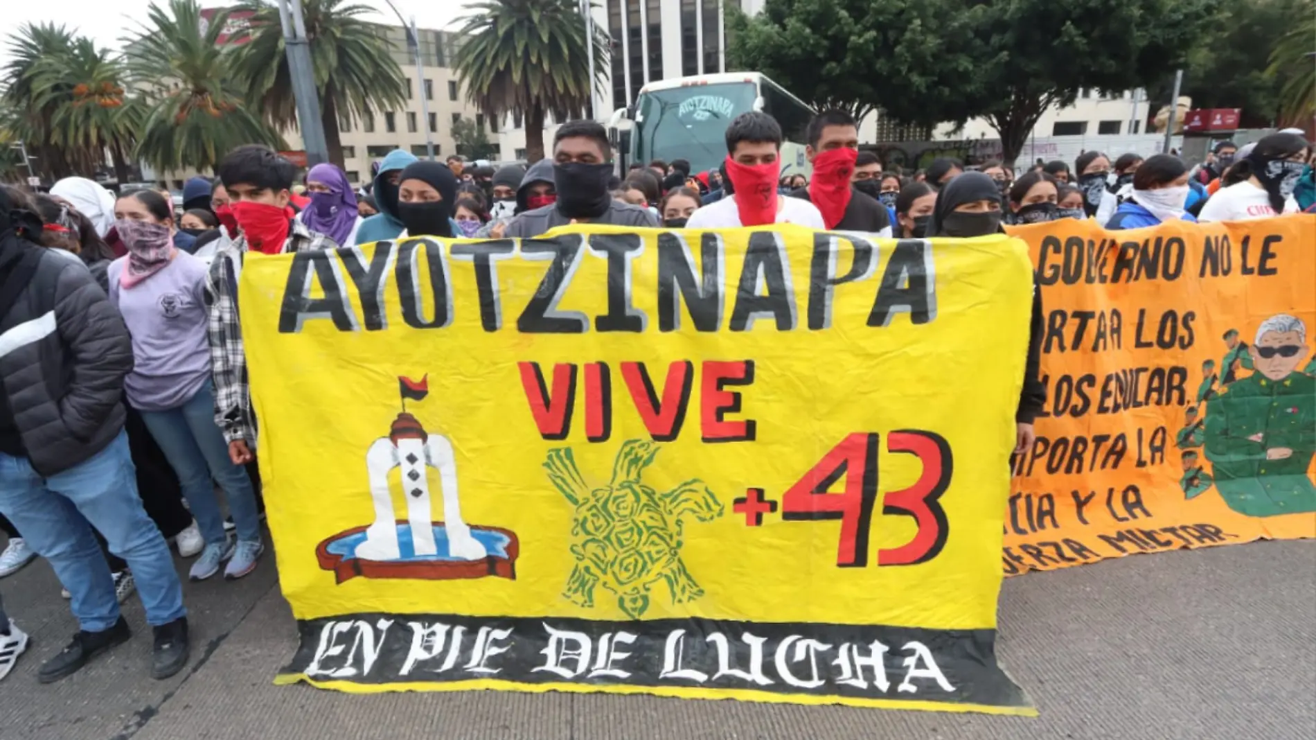 Ayotzinapa (1)